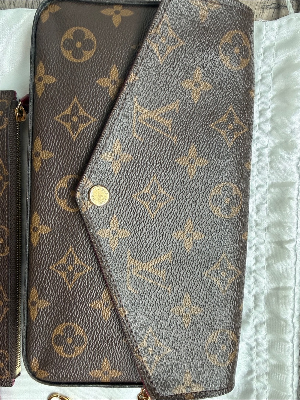 Louis Vuitton Monogram Wallet Trio with Fuchsia Cardholder & Gold Chain - Picture 4 of 5